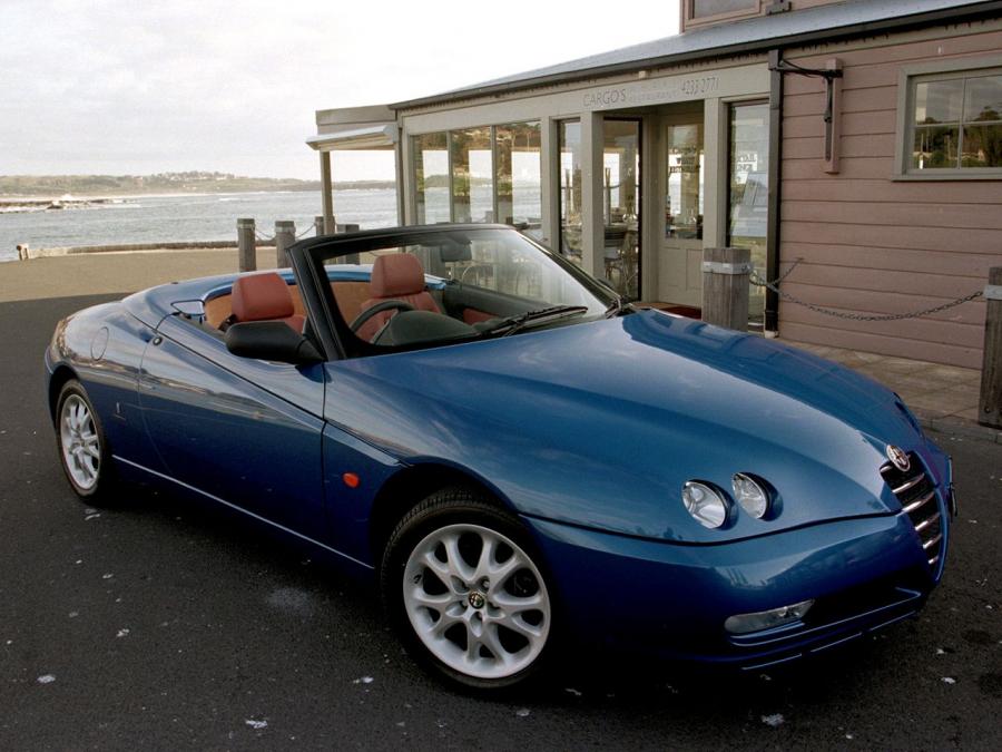  Alfa Romeo Spider (916S) 2003 года  (AU) (фото 8 из 28)